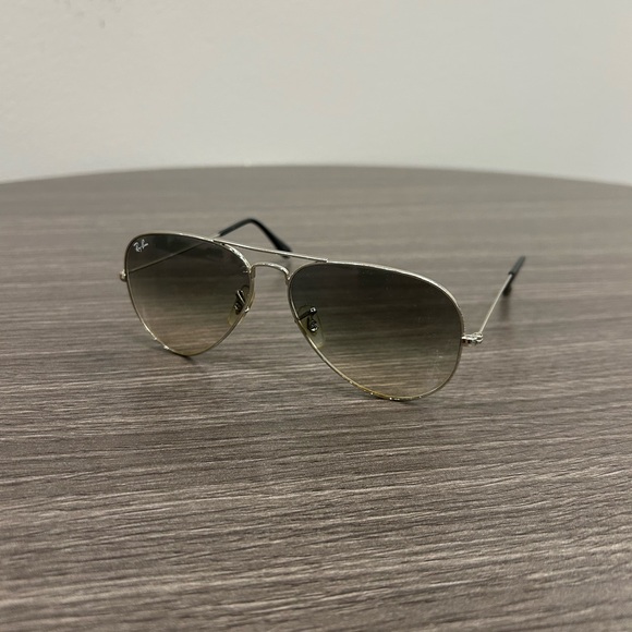 Ray-Ban Aviator Gradient Unisex Silver Sunglasses - Picture 2 of 10
